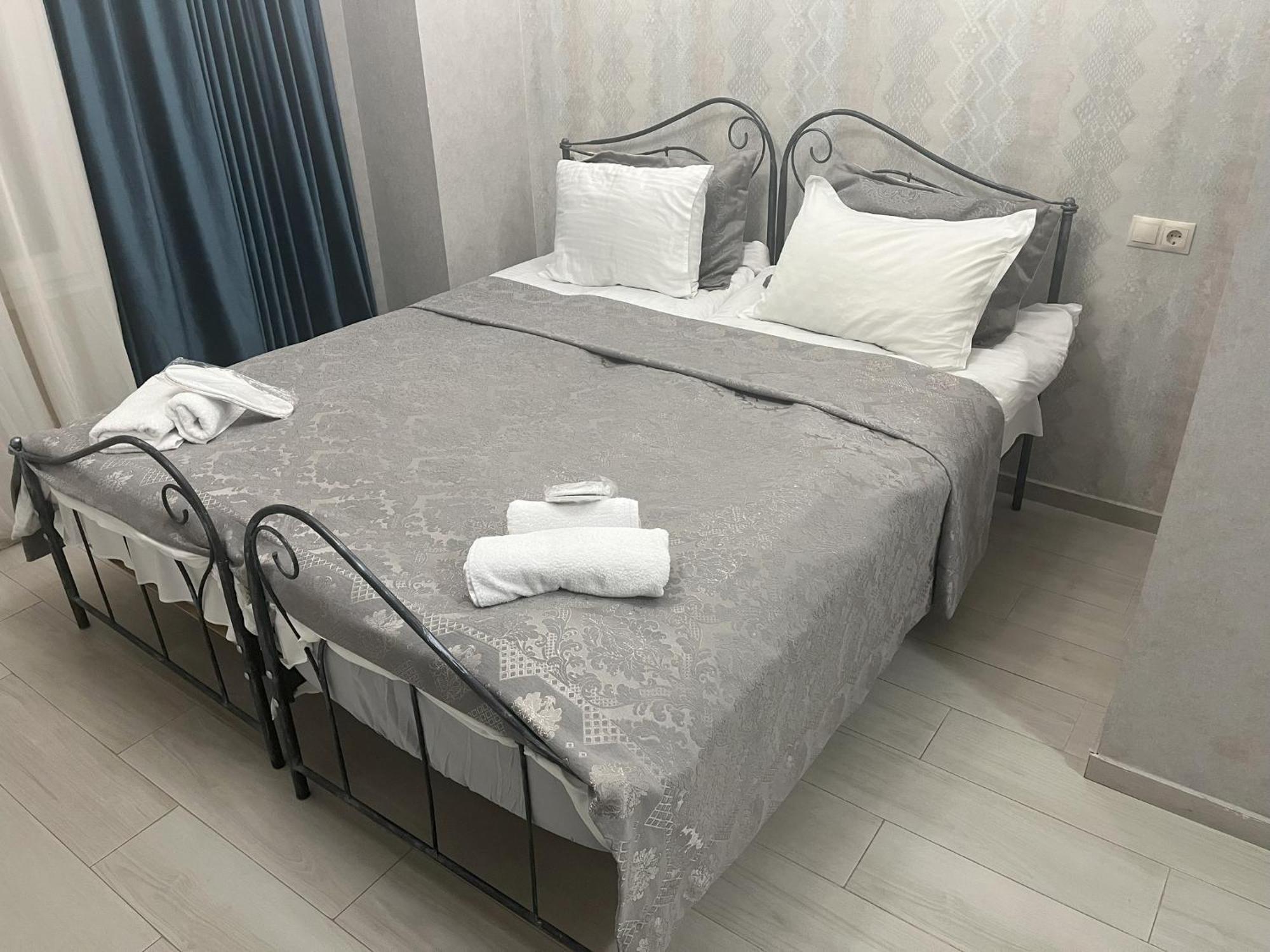 Silver 42 Boutique Hotel ティビリシ エクステリア 写真